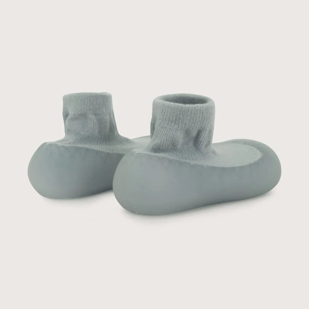 Pantufla Primeros Pasos Gris Suela De Goma Niño