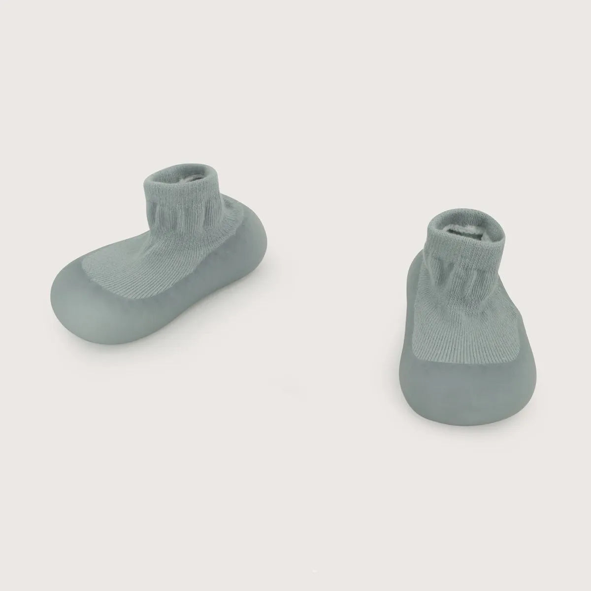 Pantufla Primeros Pasos Gris Suela De Goma Niño